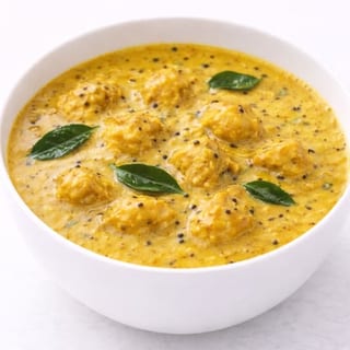 L Chennai Chicken Curry