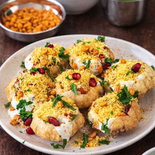Dahi Batata Puri